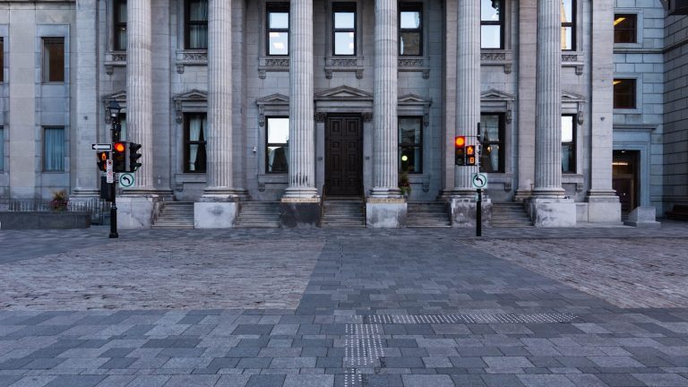 UAE Central Bank building and dirham financing rates