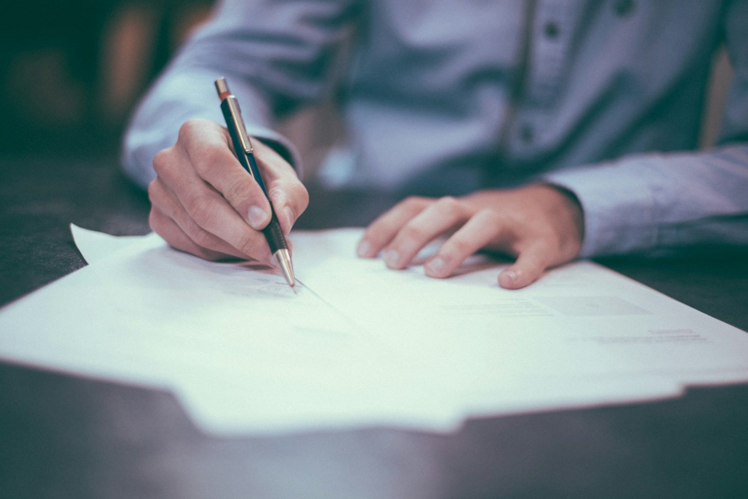 Signing company formation documents in the UAE